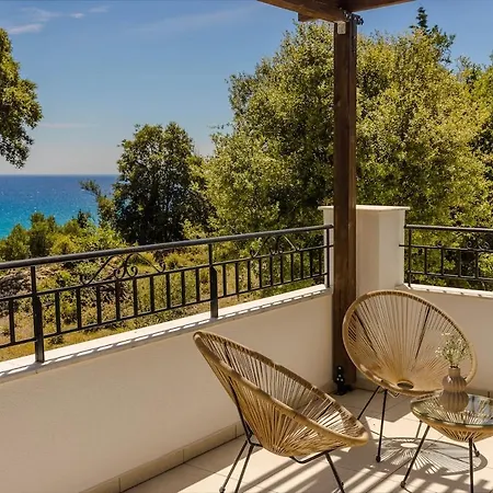 Villa Lourdas Hideaway