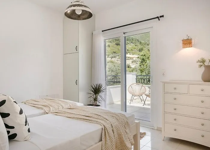 Lourdas Hideaway Villa