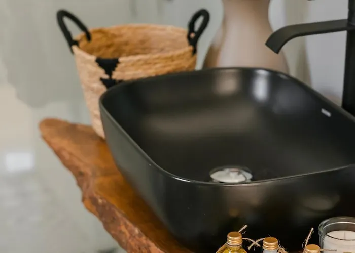 Lourdas Hideaway Villa *