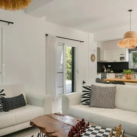 Lourdas Hideaway ロウダータ