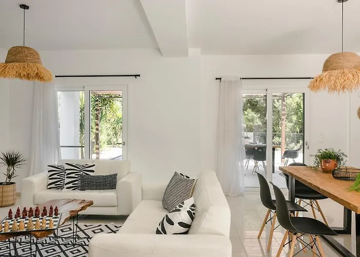 Lourdas Hideaway