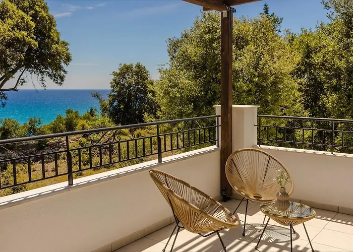 Vilă Lourdas Hideaway
