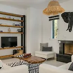 Lourdas Hideaway Βίλα *