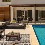 Lourdas Hideaway * Λουρδάτα