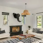 Lourdas Hideaway Λουρδάτα