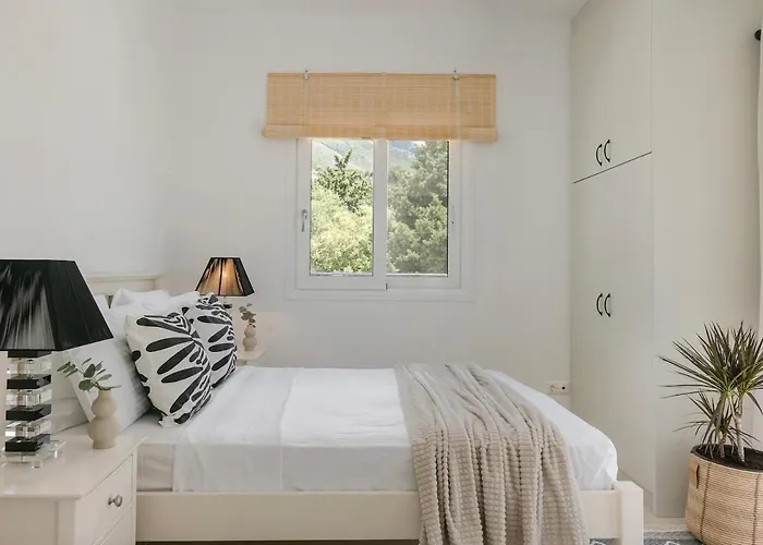Lourdas Hideaway